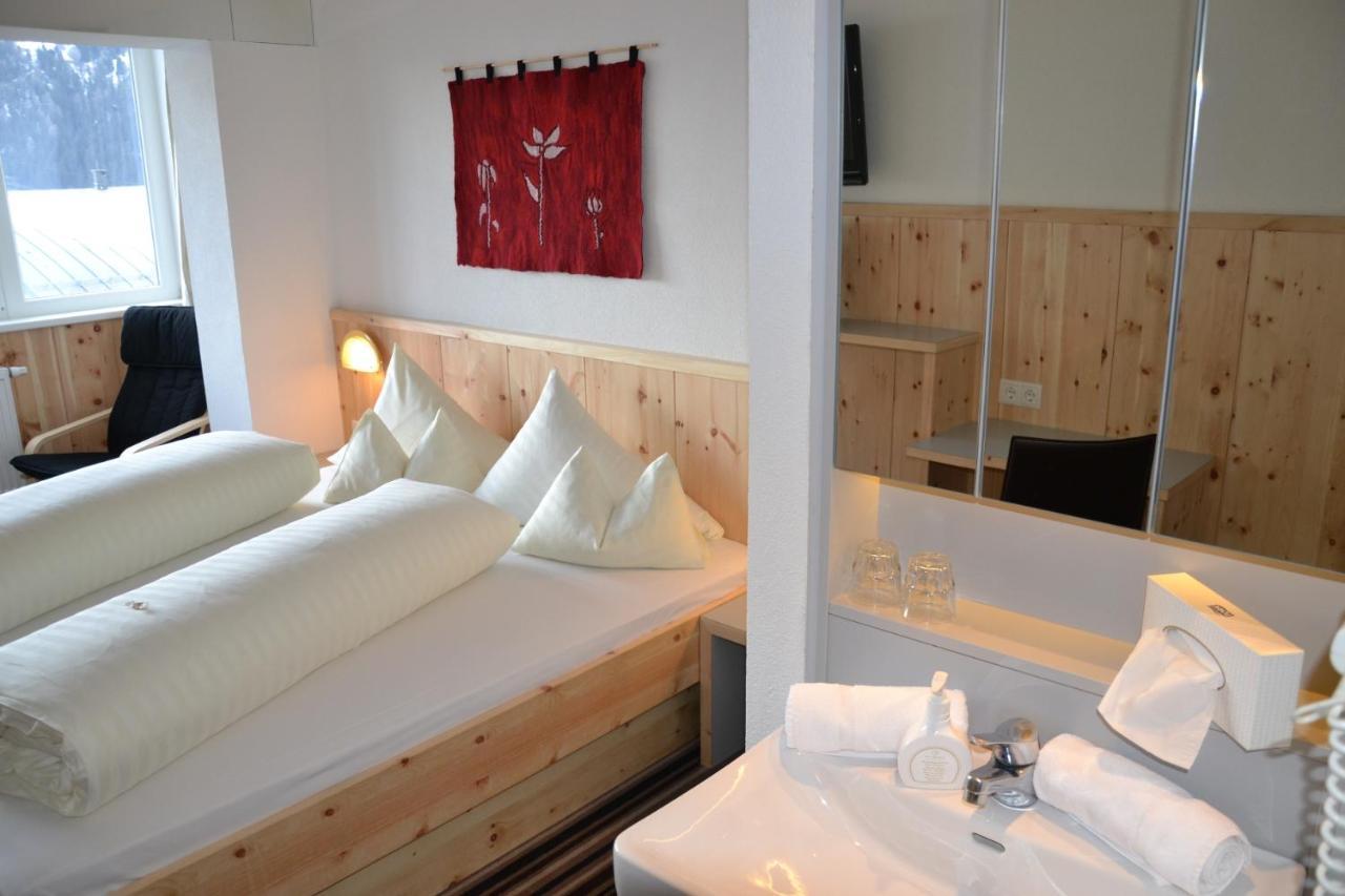 Hotel Alpina Nature-Wellness Wenns Bagian luar foto