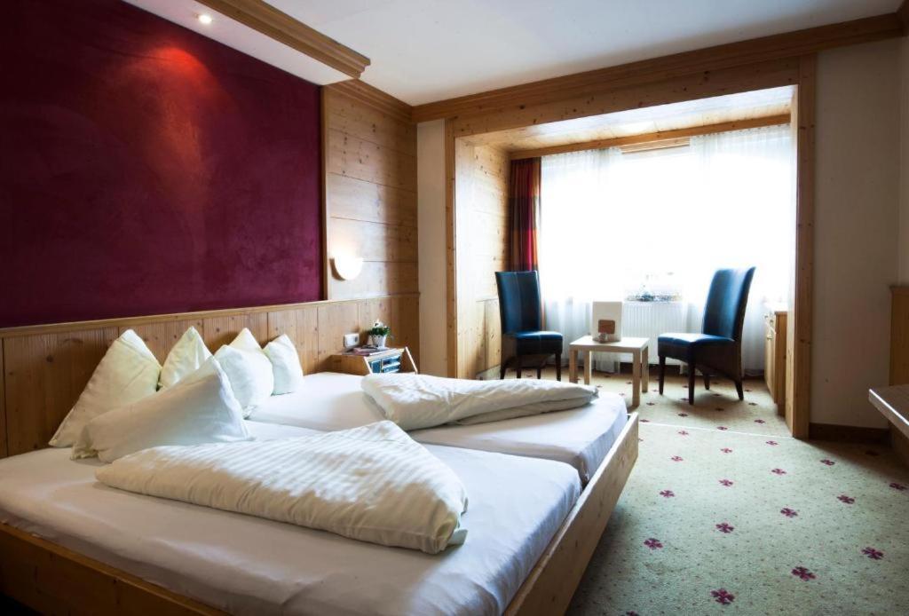 Hotel Alpina Nature-Wellness Wenns Bagian luar foto