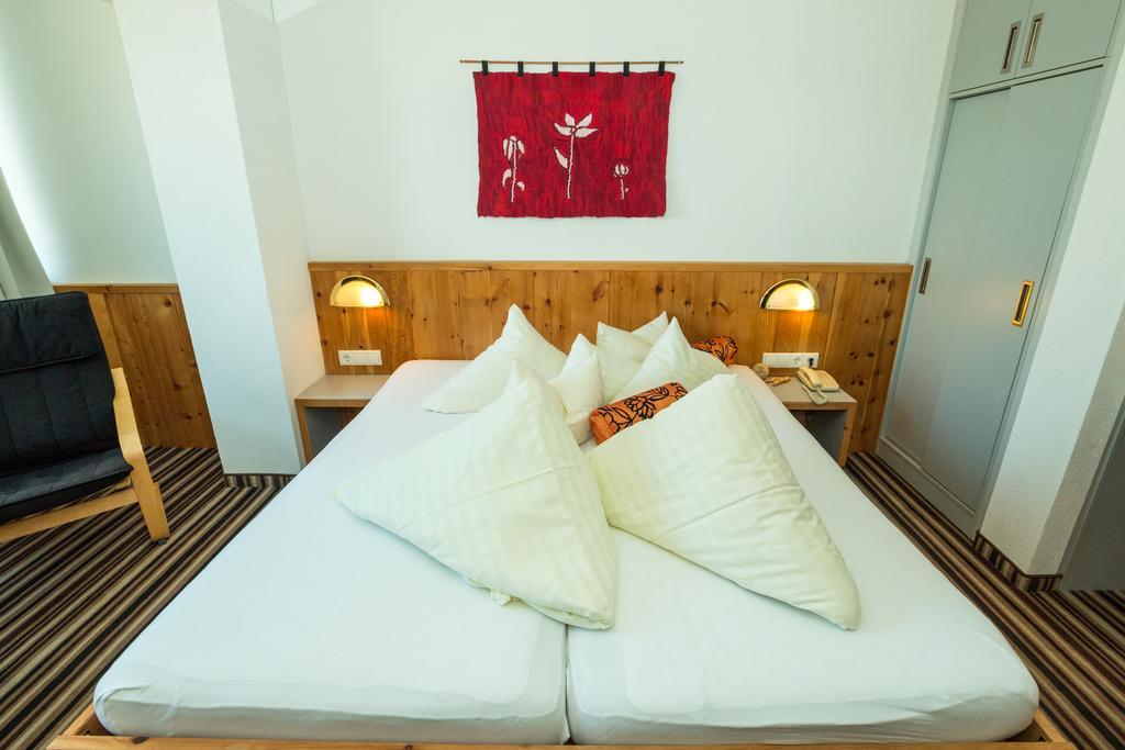 Hotel Alpina Nature-Wellness Wenns Bagian luar foto